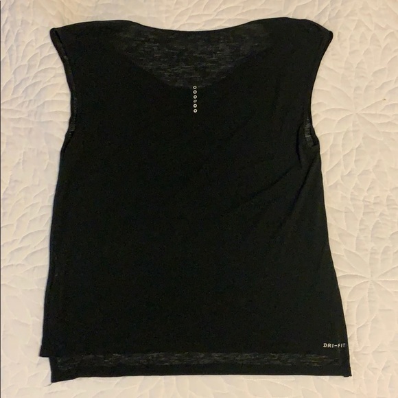 ✔️Nike Dri-Fit Cool Breeze (updated) Shirt Size S - Picture 5 of 5